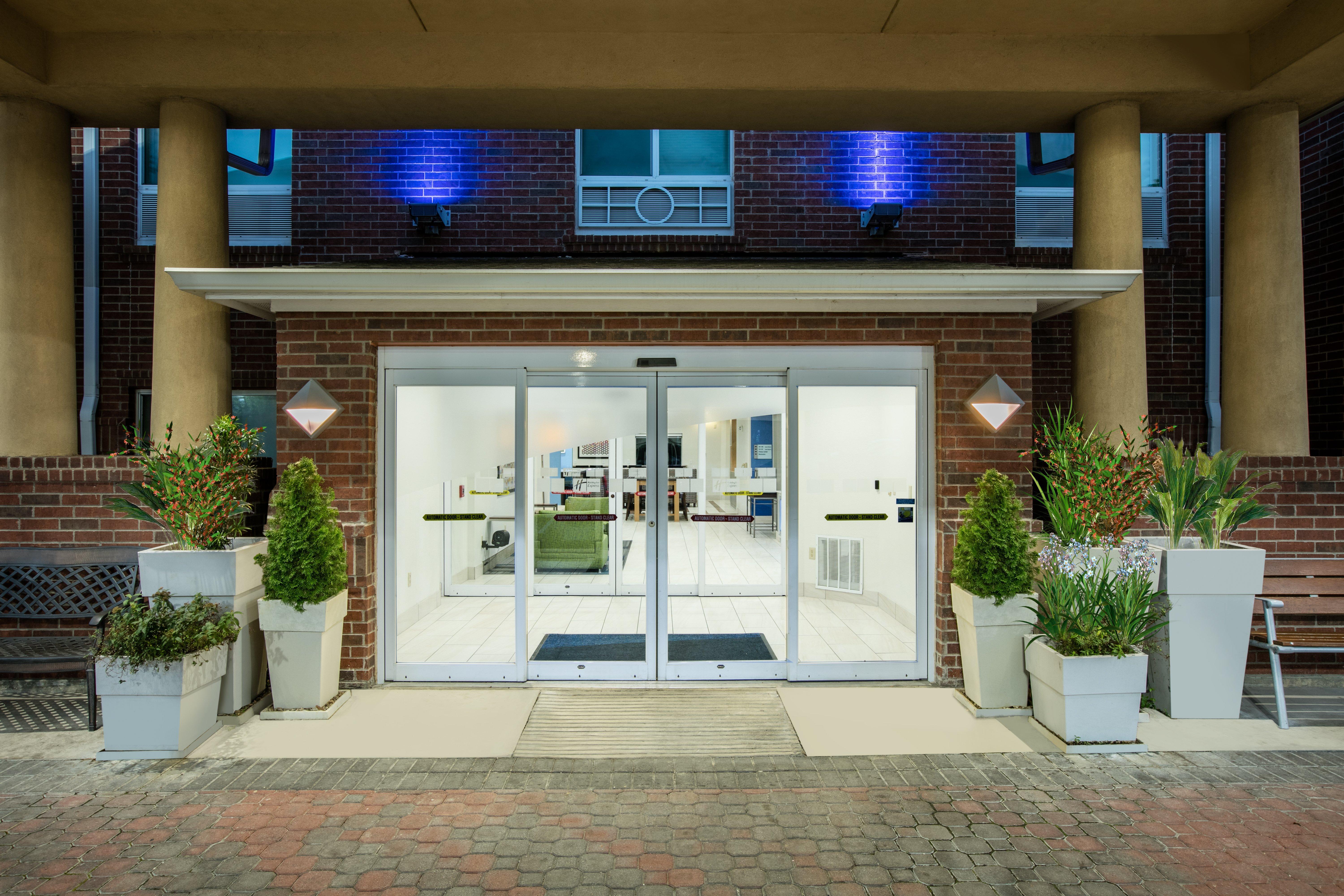 Holiday Inn Express Hotel & Suites Dallas - Grand Prairie I-20 By Ihg Buitenkant foto