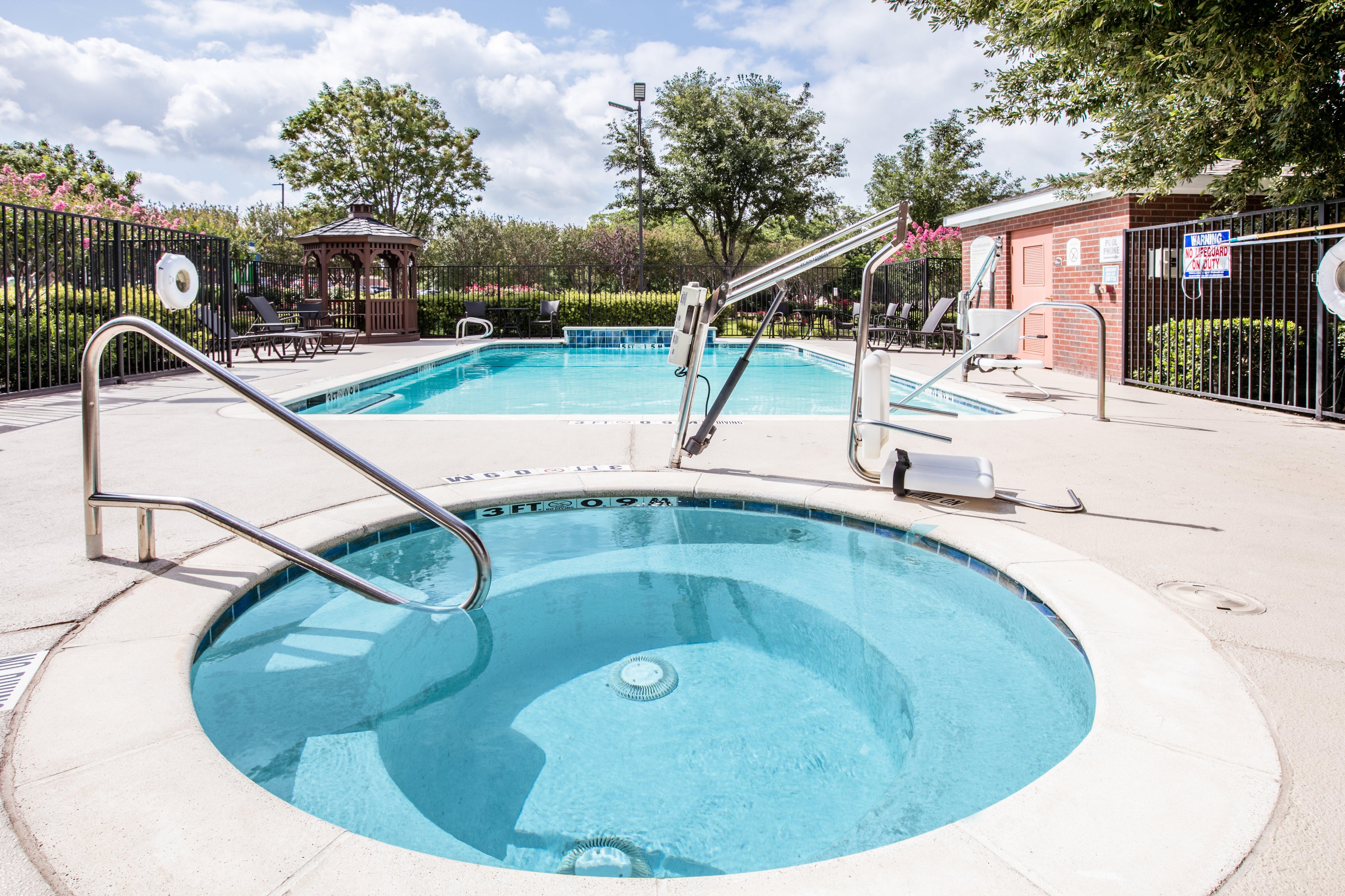 Holiday Inn Express Hotel & Suites Dallas - Grand Prairie I-20 By Ihg Buitenkant foto