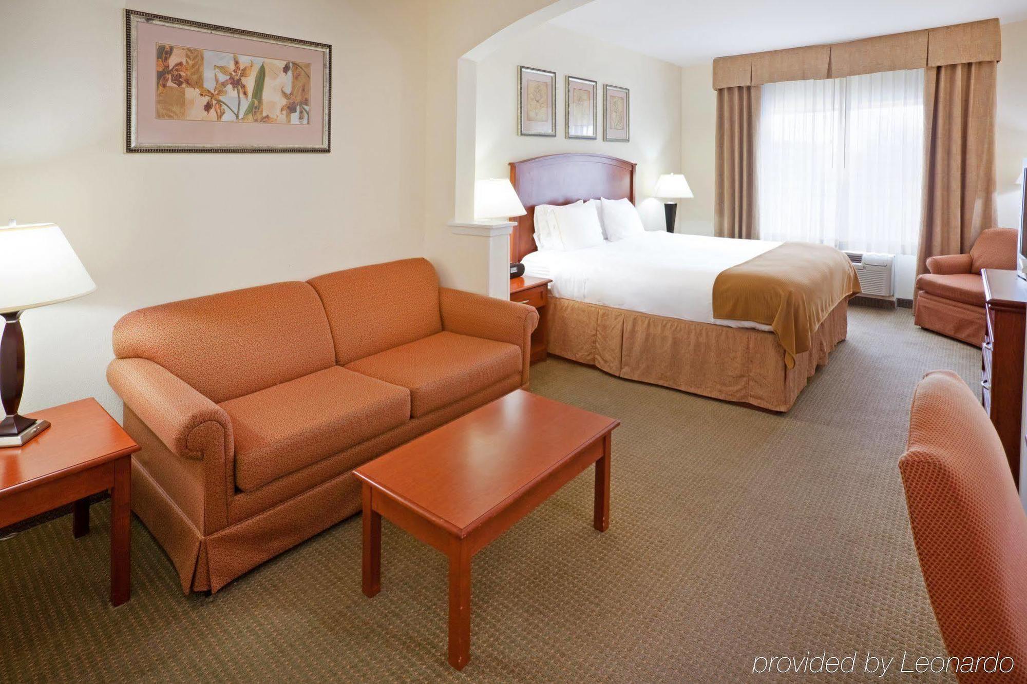 Holiday Inn Express Hotel & Suites Dallas - Grand Prairie I-20 By Ihg Buitenkant foto