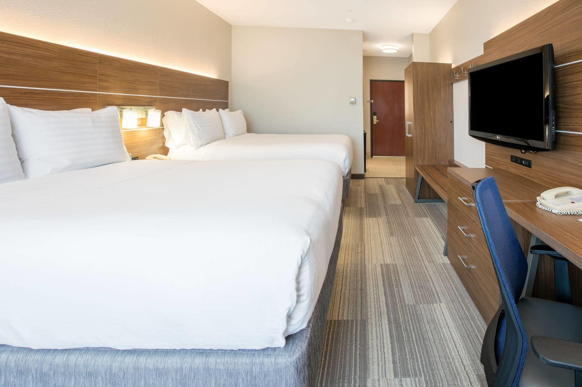 Holiday Inn Express Hotel & Suites Dallas - Grand Prairie I-20 By Ihg Buitenkant foto